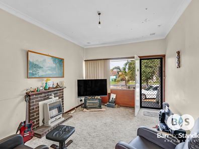 10 Stinton Street, Carey Park WA 6230