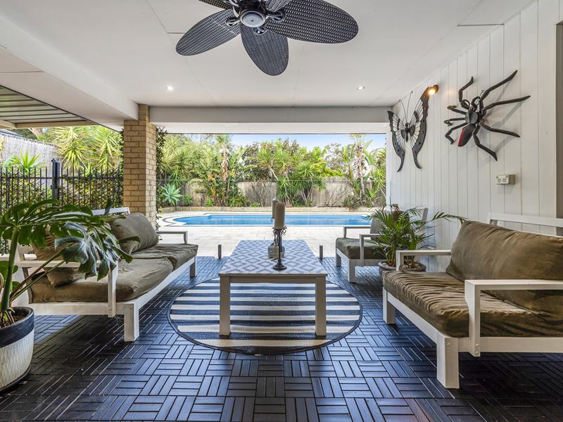 35 Miltona Drive, Secret Harbour