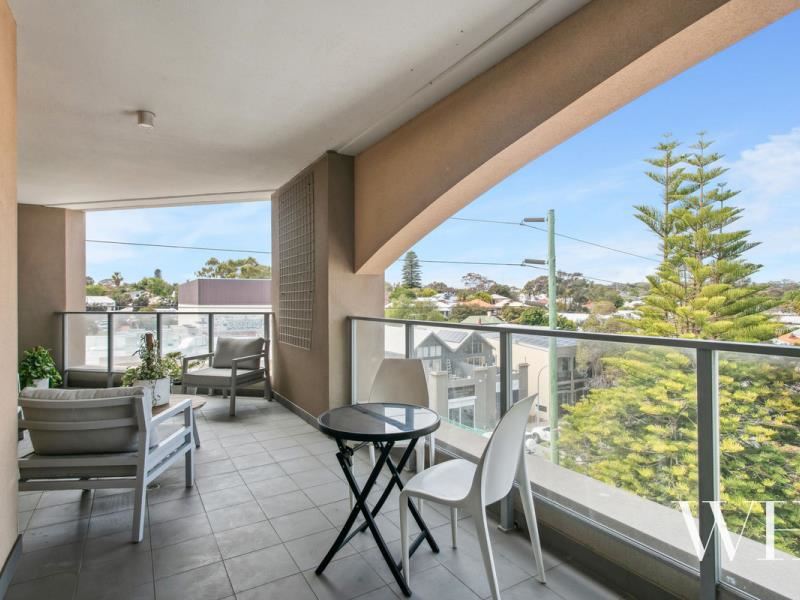 12/3 Silas Street, East Fremantle WA 6158