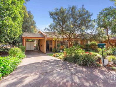 8/1 Poets Lane, Kalamunda WA 6076