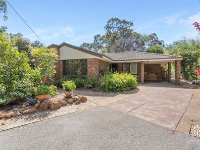 23 Schmitt Road, Kalamunda WA 6076