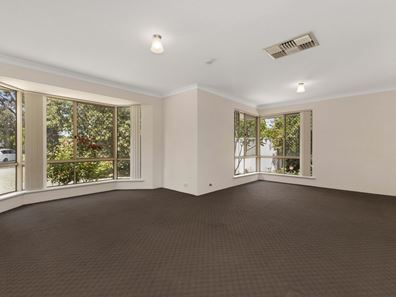 5 Chamberlain Circle, Bateman WA 6150