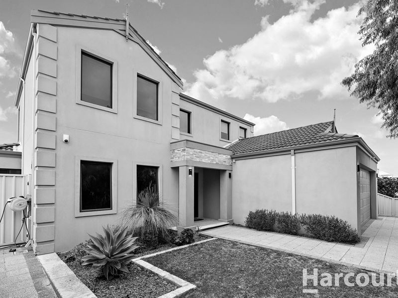 5 Lady Stirling Parade, Madora Bay