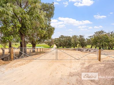 149 Runnymede  Road, Binningup WA 6233