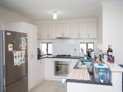 7/16 Larwood Crescent, High Wycombe WA 6057