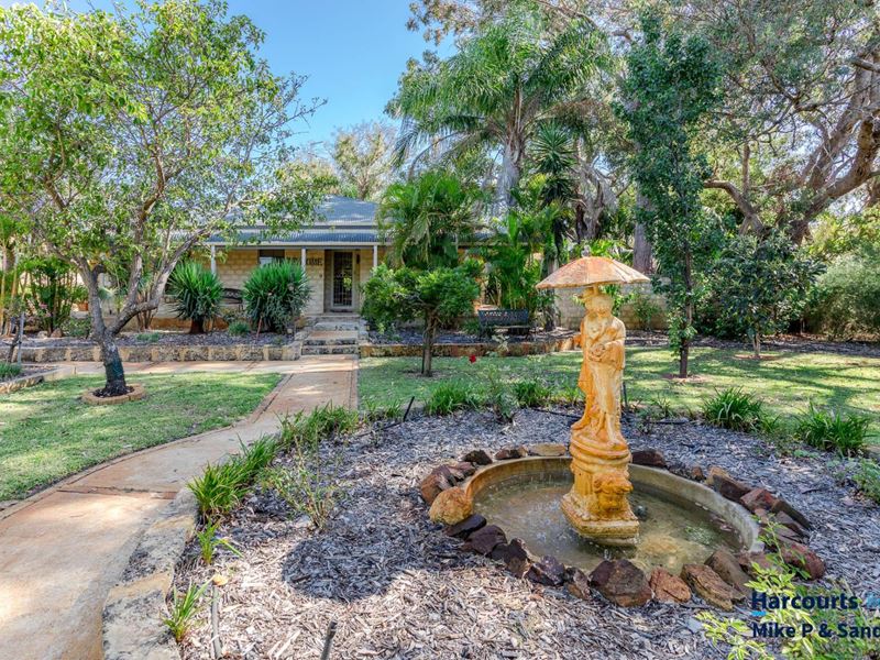 8 Jacaranda Drive, North Yunderup WA 6208