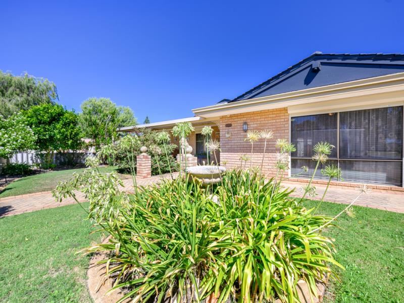 2 Delwood Court, Port Kennedy