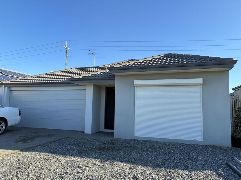 16 Sturrock Close, Hilbert WA 6112