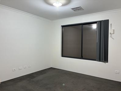 16 Sturrock Close, Hilbert WA 6112