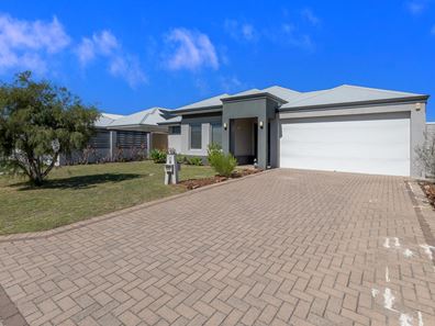 21 Willis Terrace, Hammond Park WA 6164
