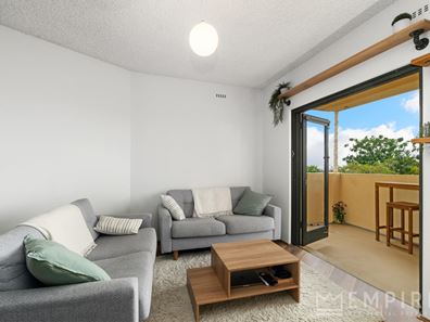 3/43 Kinsella Street, Joondanna WA 6060