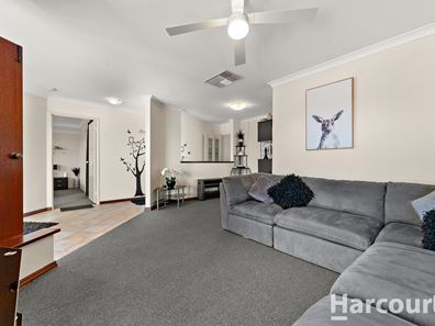 12 Lilac Green, Halls Head WA 6210