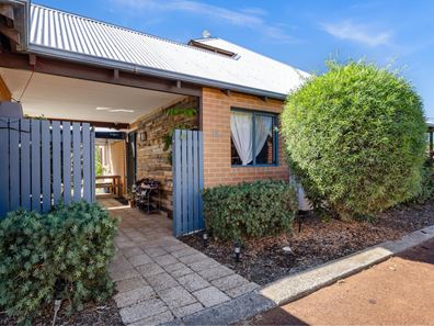 16/1 Lecaille Court, Dunsborough WA 6281