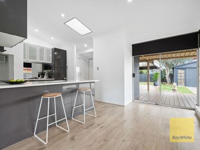 29 Jacobsen Way, Thornlie WA 6108