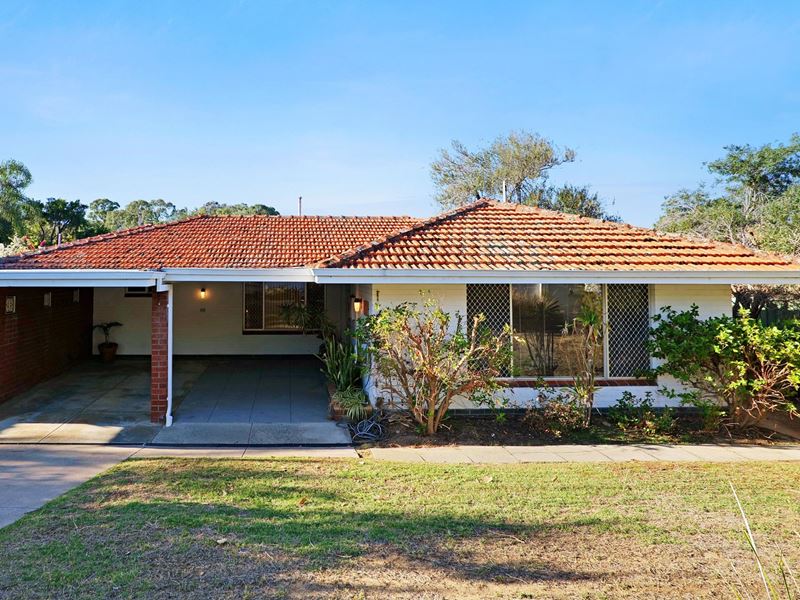 18 Buntine Road, Wembley Downs