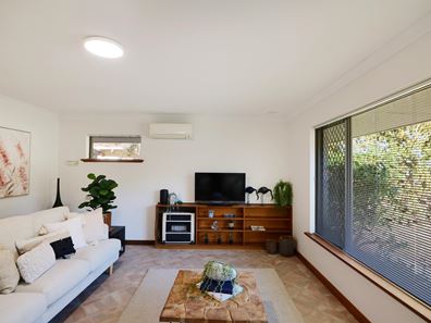 18 Buntine Road, Wembley Downs WA 6019