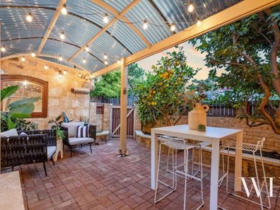 11A Jewell Parade, North Fremantle WA 6159