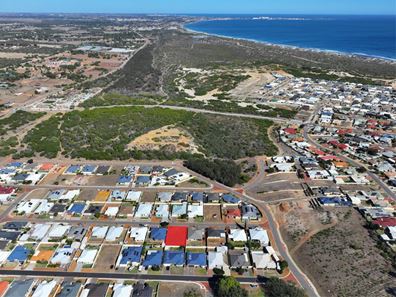 9 Topsail Street, Drummond Cove WA 6532