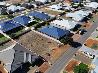 9 Topsail Street, Drummond Cove WA 6532