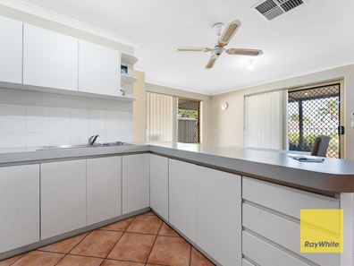 7 Ballard Place, Maddington WA 6109