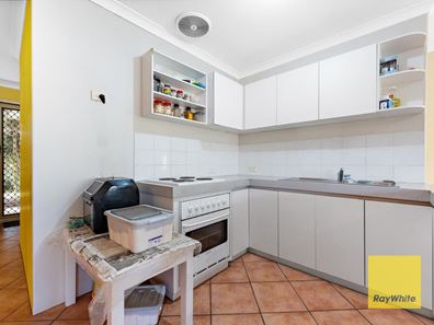 7 Ballard Place, Maddington WA 6109