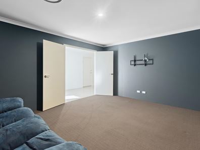 15 Livonia Street, Brabham WA 6055