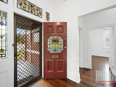 20 Devon Road, Bassendean WA 6054