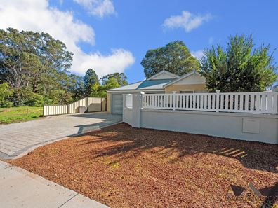 34 South Cres, Byford WA 6122