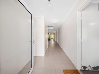34 South Cres, Byford WA 6122