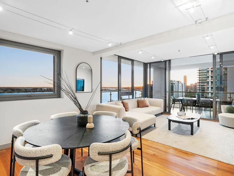 61/155 Adelaide Terrace, East Perth WA 6004