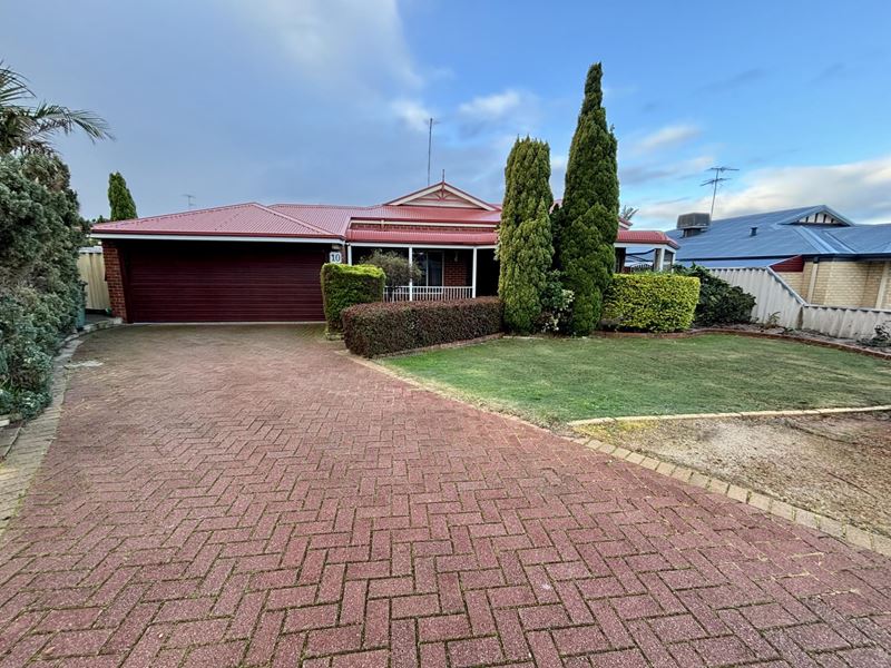 10 Lilac Green, Halls Head WA 6210