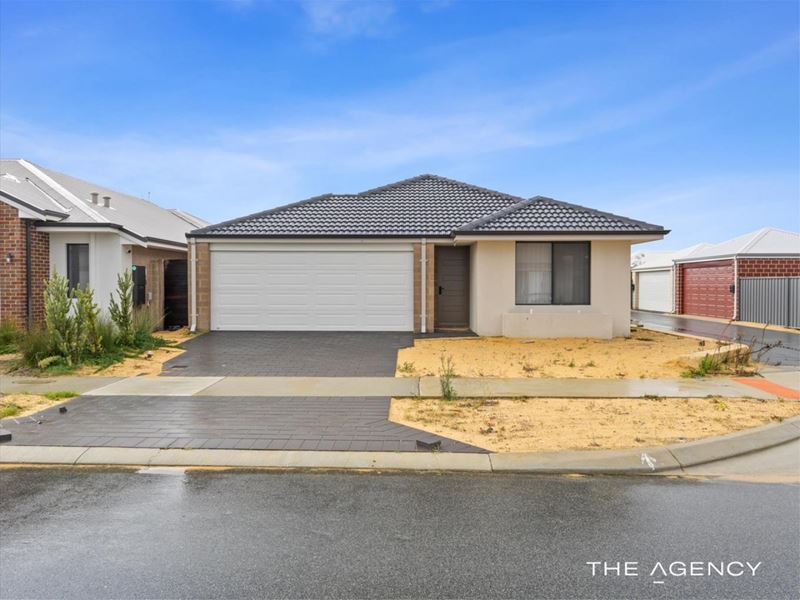 16 Chittick Road, Hammond Park WA 6164