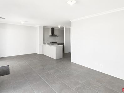 34 Olsen Gardens, Byford WA 6122
