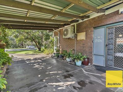 57 Parkside Drive, Thornlie WA 6108