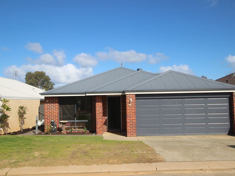 13B Wood Avenue, Waroona