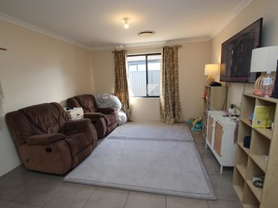 13B Wood Avenue, Waroona WA 6215