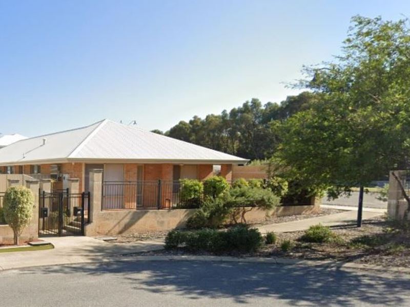 17 Cheney  Loop, Secret Harbour WA 6173