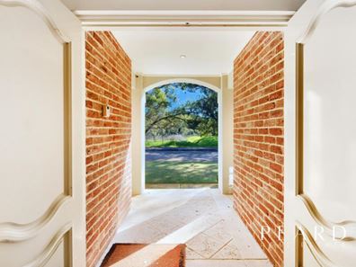 4 Whistler Cove, Wembley WA 6014