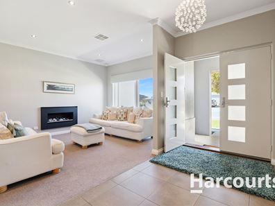 51 Mattingleys Approach, Burns Beach WA 6028