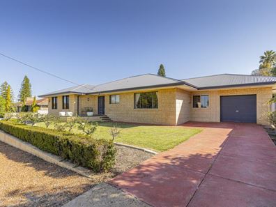 5 Christmass Street, Northam WA 6401