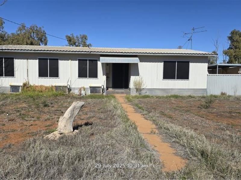 5 Dowden Place, Mount Magnet
