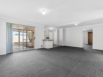 21B Kookaburra Drive, Greenfields WA 6210