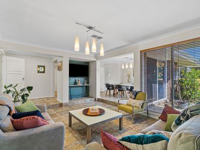34 Hickman Road, Silver Sands WA 6210