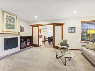 67 Castle Road, Woodlands WA 6018