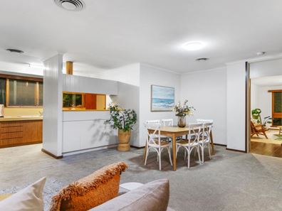33 Kinross Crescent, Floreat WA 6014