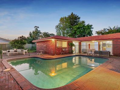 33 Kinross Crescent, Floreat WA 6014