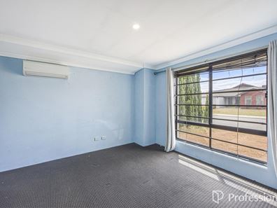 16 Padra Turn, Byford WA 6122