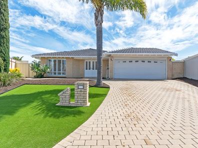 11 Dunlop Rise, Kinross WA 6028