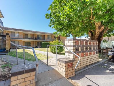 4/2148 Albany Highway, Gosnells WA 6110