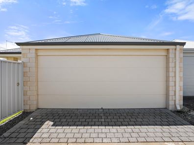 26 Carlindie Parkway, Golden Bay WA 6174